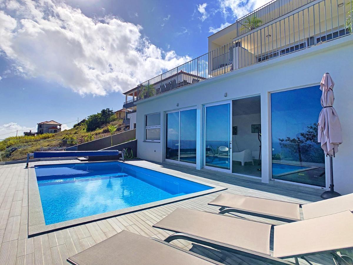 Villa Piece Of Heaven By Lovelystay Estreito Da Calheta Extérieur photo